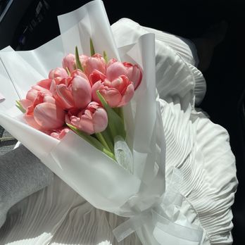 Bloom In Box - Florists Near Me - La Palma, California