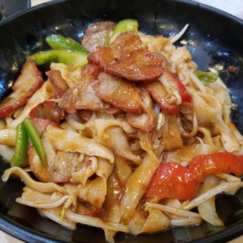 Lanzhou Hand Pull Noodle - Roast pork with knife cut noodles stir fry - Noodles Near Me - Gaithersburg, Maryland Lanzhou Hand Pull Noodle - Roast pork with knife cut noodles stir fry - Noodles Near Me - Gaithersburg, Maryland