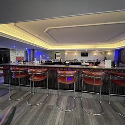 New Hope Inn and Suites - Bar inside