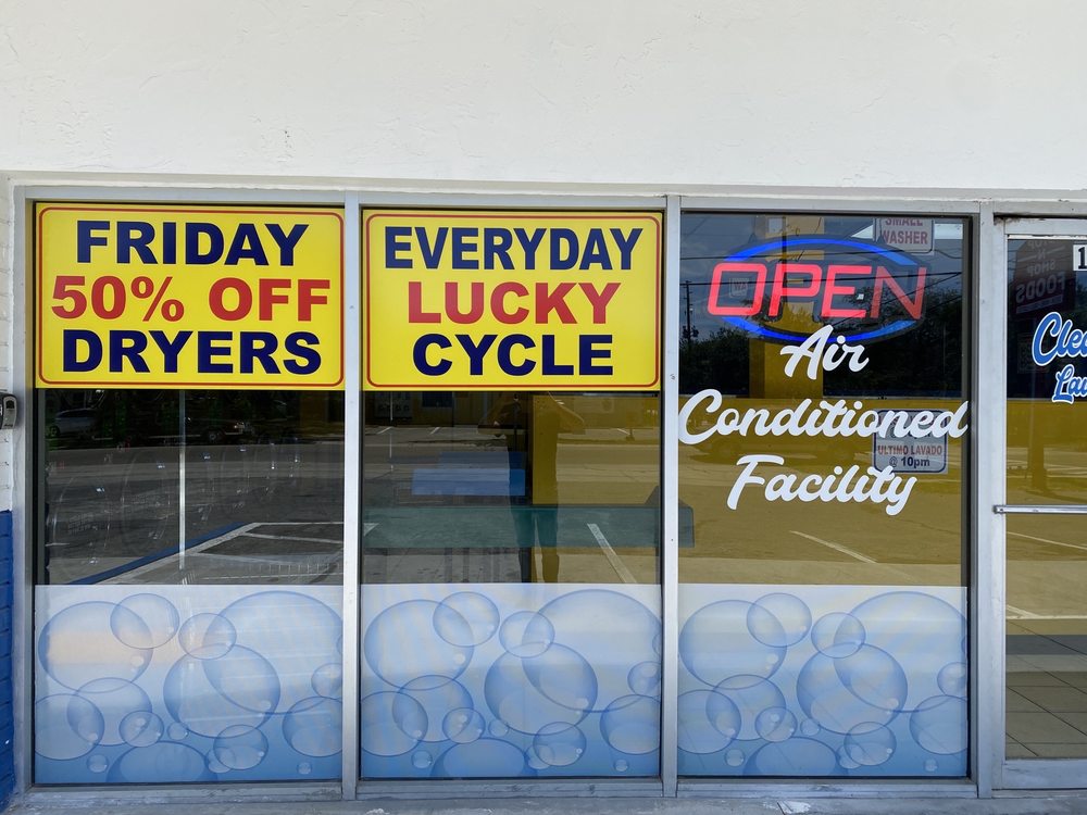 BAY LAUNDROMAT Updated October 2024 13 Photos 5030 E 10th Ave