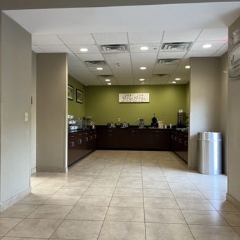Sleep Inn & Suites Marion - Military Institute - Breakfast area. Manager kept it neat and clean. - Hotels Near Me - Marion, Alabama Sleep Inn & Suites Marion - Military Institute - Breakfast area. Manager kept it neat and clean. - Hotels Near Me - Marion, Alabama