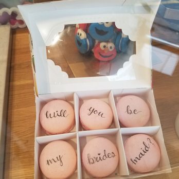 Daan Go Cake Lab - Desserts Near Me - Toronto, Ontario
