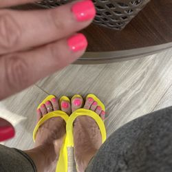 Sexy Nails and Spa - Toezies
