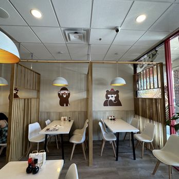 Flavor House - interior / ig: @joyyeats - Noodles Near Me - Houston, Texas