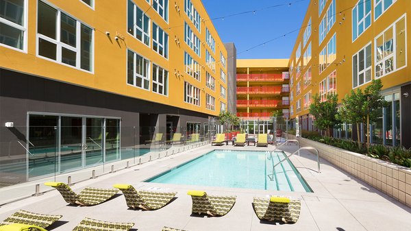 Blossom Plaza by null