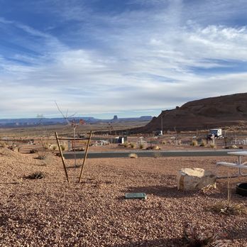 Roam America Horseshoe Bend - Views from the far end. My picture doesn't do it justice but there are no obstruction at all from this beautiful from any site at that end. - Campgrounds Near Me - Page, Arizona