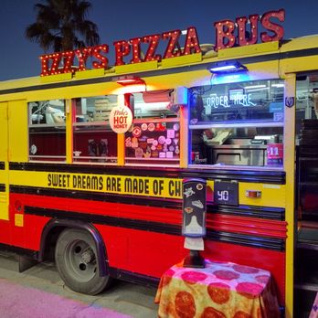 Izzy's Pizza Bus - The bus - Food Trucks Near Me - Omaha, Nebraska