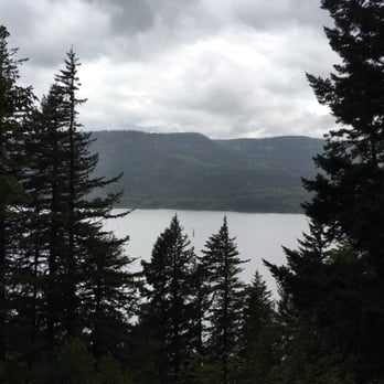 Multnomah Falls - Hiking Near Me - Bridal Veil, Oregon Multnomah Falls - Hiking Near Me - Bridal Veil, Oregon
