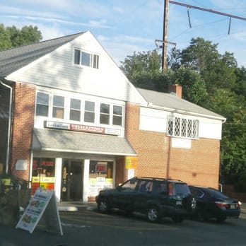 Kovacs Market - Orange Street Storefront, facing Media Train (Septa) Station. - Delis Near Me - Media, Pennsylvania Kovacs Market - Orange Street Storefront, facing Media Train (Septa) Station. - Delis Near Me - Media, Pennsylvania