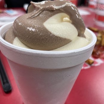 David's Burgers - Soft serve - Burgers Near Me - North Little Rock, Arkansas David's Burgers - Soft serve - Burgers Near Me - North Little Rock, Arkansas