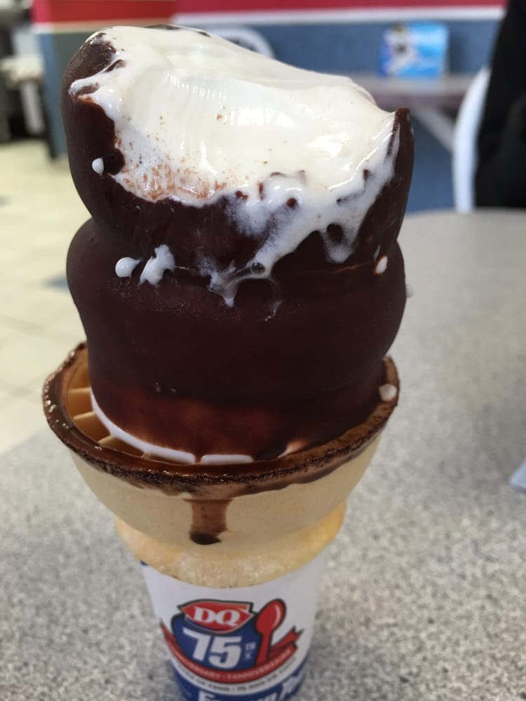 DQ Julius Logo