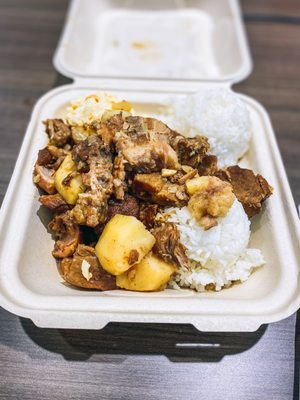 Uptown Kitchen & Food Mart by null