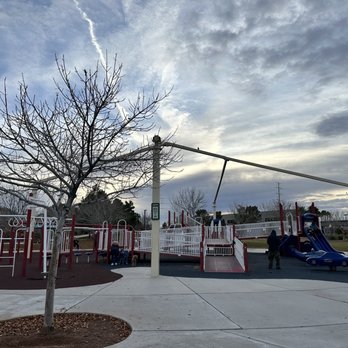Paseo Vista Park - Playground for older kids - Parks Near Me - Henderson, Nevada Paseo Vista Park - Playground for older kids - Parks Near Me - Henderson, Nevada