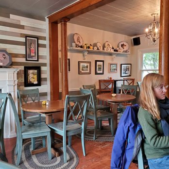 Crimson Curry Cafe - Cafes Near Me - Rhinelander, Wisconsin Crimson Curry Cafe - Cafes Near Me - Rhinelander, Wisconsin