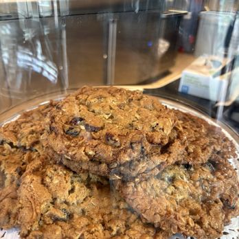 Urban Plates - Oatmeal raisin cookies - Salad Near Me - Sacramento, California Urban Plates - Oatmeal raisin cookies - Salad Near Me - Sacramento, California