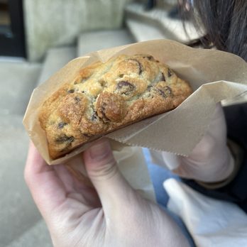 Levain Bakery - Back Bay, Boston - Double chocolate chip - Bakeries Near Me - Boston, Massachusetts Levain Bakery - Back Bay, Boston - Double chocolate chip - Bakeries Near Me - Boston, Massachusetts
