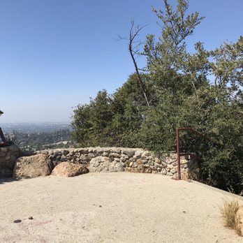 Nancy Hoover Pohl Overlook - Parks Near Me - Los Angeles, California