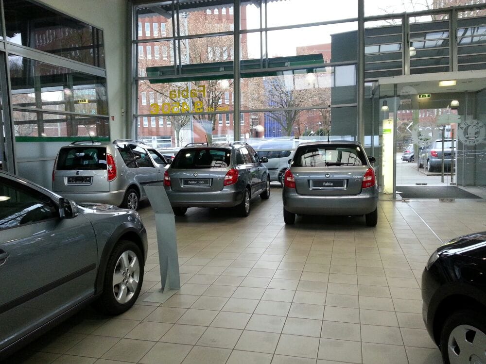 VOLKSWAGEN AUTOMOBILE BERLINTEGEL Berliner Str. 68, Berlin, Germany