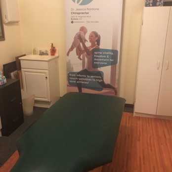 Jessica Nardone, D.C. - A comfy, inviting room for personalized service! - Chiropractors Near Me Jessica Nardone, D.C. - A comfy, inviting room for personalized service! - Chiropractors Near Me