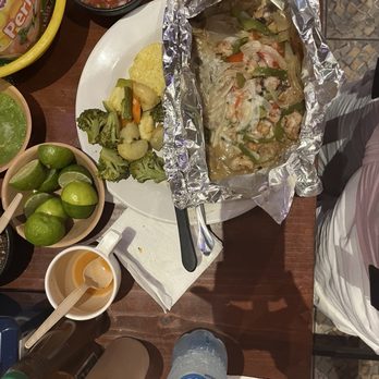 Mariscos El Toro Guero - Stuffed and Baked fish - Mexican Near Me - Cabo San Lucas, BCS