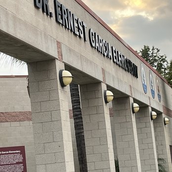 Garcia Elementary School - Signage on top open walkway - Elementary Schools Near Me - Colton, California Garcia Elementary School - Signage on top open walkway - Elementary Schools Near Me - Colton, California