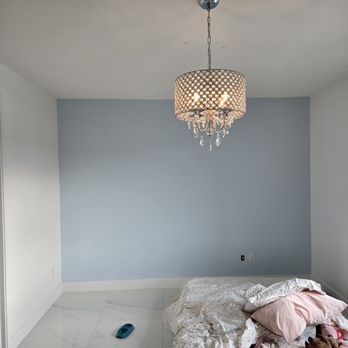 Paint My Walls - Interior Painting - Accent Wall - Painters Near Me - Miami, Florida Paint My Walls - Interior Painting - Accent Wall - Painters Near Me - Miami, Florida