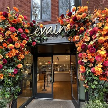 Levain Bakery - Back Bay, Boston - Bakeries Near Me - Boston, Massachusetts