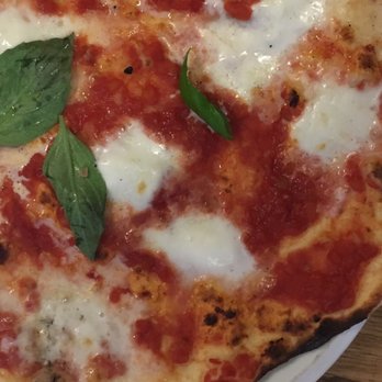 La Perla - Margherita Pizza - Italian Near Me - Amsterdam, New Hampshire La Perla - Margherita Pizza - Italian Near Me - Amsterdam, New Hampshire