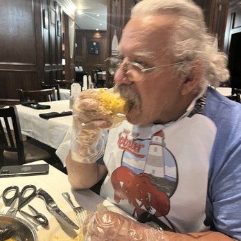 HW Seafood Steakhouse - Delicious sweet corn on the cob. - Steakhouses Near Me - Edinburg, Texas HW Seafood Steakhouse - Delicious sweet corn on the cob. - Steakhouses Near Me - Edinburg, Texas