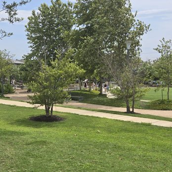Evelyn's Park - Parks Near Me - Bellaire, Texas Evelyn's Park - Parks Near Me - Bellaire, Texas