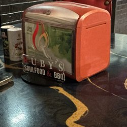 Ruby's Soulfood & BBQ - Inside