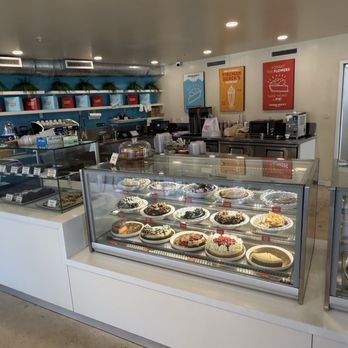 Fireman Derek's Bake Shop & Cafe - Desserts Near Me - Miami, Florida