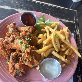 Morrison - Red Hot Morrison Wings - Gastropubs Near Me - Los Angeles, California Morrison - Red Hot Morrison Wings - Gastropubs Near Me - Los Angeles, California