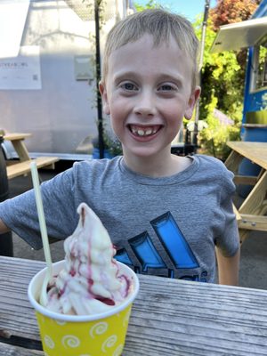 Ramblin' Rose Vegan Ice Cream Truck by null