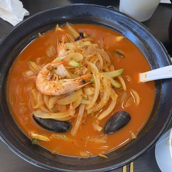 Full House Plus - Spicy seafood soup - Chinese Near Me - Torrance, California