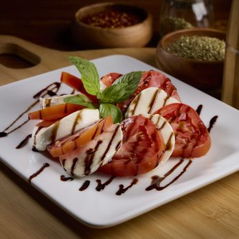 Piola - Caprese Mozzarella - Pizza Near Me - Hallandale Beach, Florida Piola - Caprese Mozzarella - Pizza Near Me - Hallandale Beach, Florida
