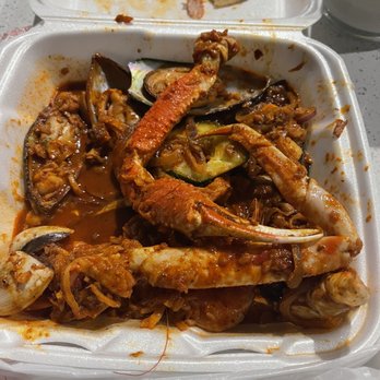Mariscos La Costa - 4 boxes of leftovers!! After 3 people eating that plate. - Mexican Near Me - Chicago, Illinois