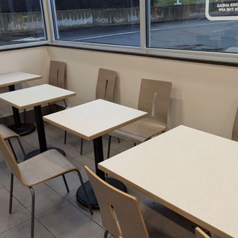 Dunkin' - Donuts Near Me - Thomaston, Connecticut