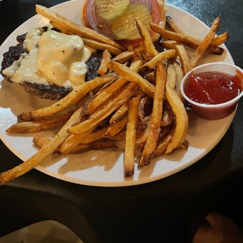 Angelos At the Point - spicy burger - American Near Me - Dandridge, Tennessee