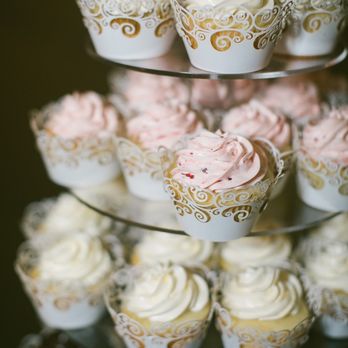 Mitra Art Cake - Chocolate, banana, elderberry, and strawberry cupcakes and baklava. - Custom Cakes Near Me - Concord , California Mitra Art Cake - Chocolate, banana, elderberry, and strawberry cupcakes and baklava. - Custom Cakes Near Me - Concord , California