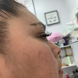 Bella Suen Spa - Classic eyelashes extensions!
