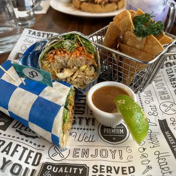 Lapisara Eatery - Tom Yum Burrito - Breakfast & Brunch Near Me - San Francisco, California