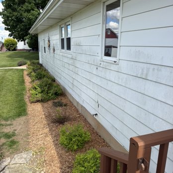 Cherry On Top Power Washing - Before picture - Pressure Washers Near Me Cherry On Top Power Washing - Before picture - Pressure Washers Near Me