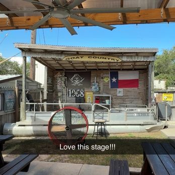 Black Diamond Oyster Bar - Outdoor stage! - Seafood Near Me - Corpus Christi, Texas Black Diamond Oyster Bar - Outdoor stage! - Seafood Near Me - Corpus Christi, Texas