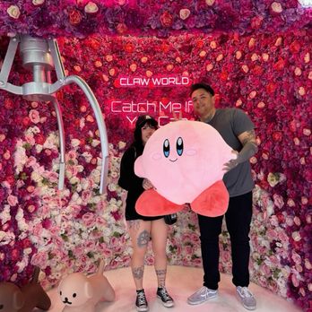Claw World - This place is so awesome. Me and the hubby love arcades/claw machines. First time coming we won this giant guy - Arcades Near Me - Las Vegas, Nevada