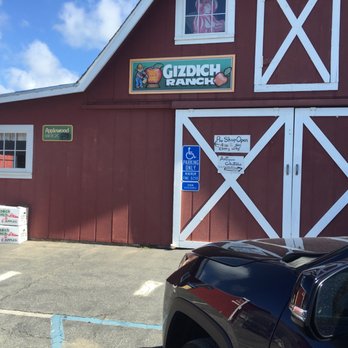 Gizdich Ranch - Front Entrance - Bakeries Near Me - Watsonville, California Gizdich Ranch - Front Entrance - Bakeries Near Me - Watsonville, California