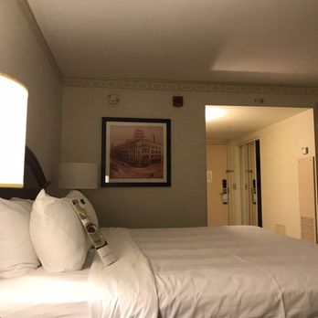 Milwaukee Marriott West - Hotels Near Me - Waukesha, Wisconsin