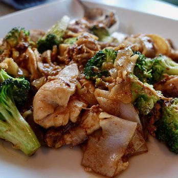 Coconut Thai - Thai Near Me - Issaquah, Washington