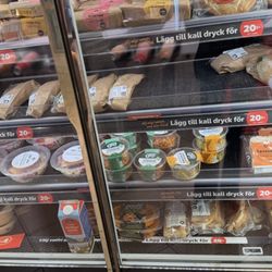Circle K - Amazing price only SEK 20 for these tasty sandwiches, salad pasta wraps!