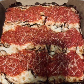 Circles + Squares - Shiitake mushrooms - Pizza Near Me - Philadelphia, Pennsylvania